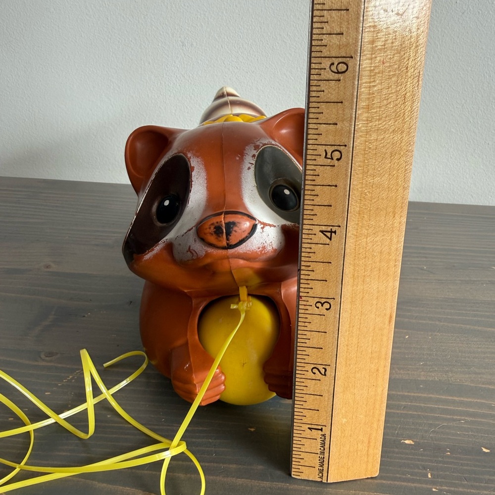 Vintage Fisher Price Roly racoon pull toy - Picture 11 of 12